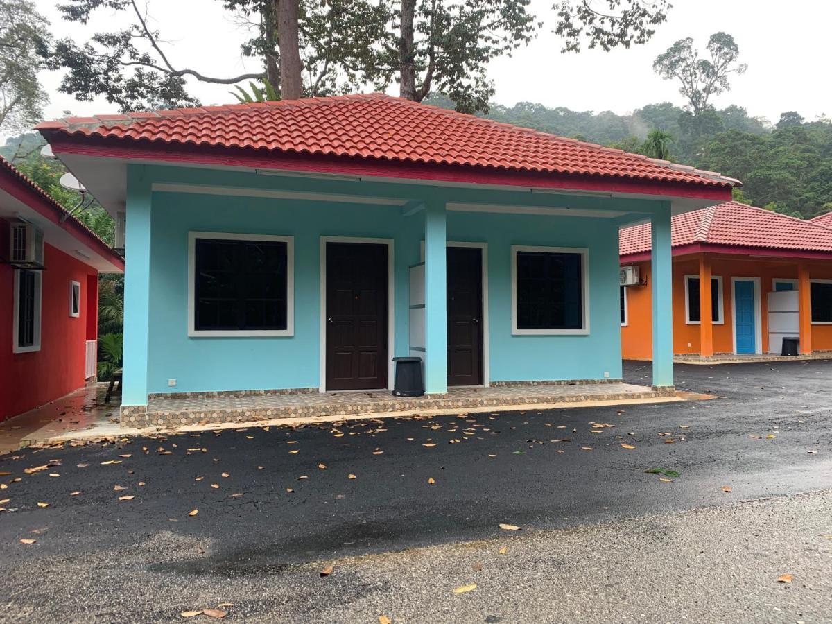 Chalet Latip D'Ayer Itam 호텔 Kampong Ayer Hitam  외부 사진