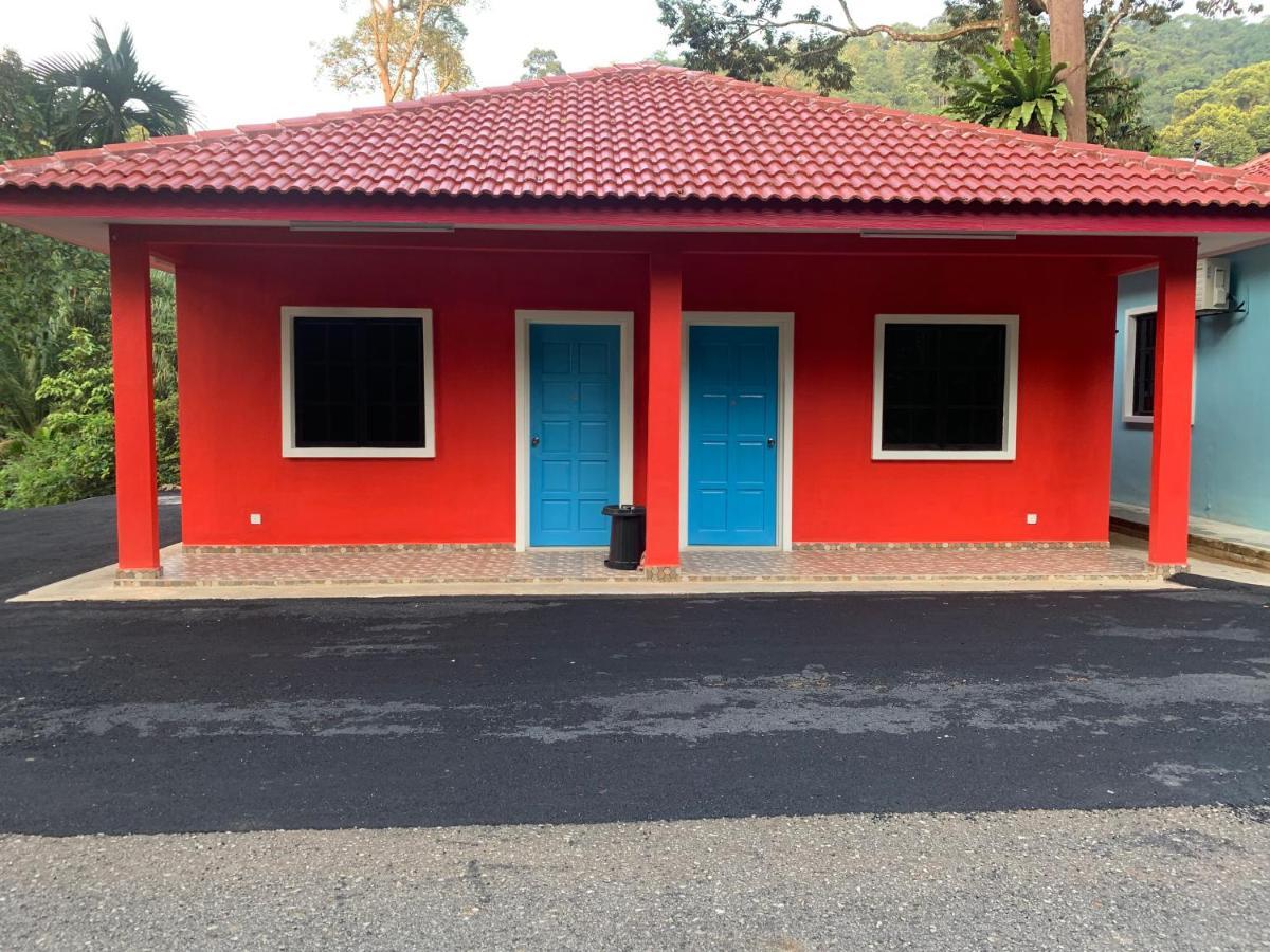 Chalet Latip D'Ayer Itam 호텔 Kampong Ayer Hitam  외부 사진